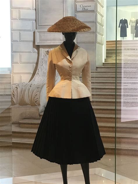 christian dior new look dress|christian dior 1947 collection designs.